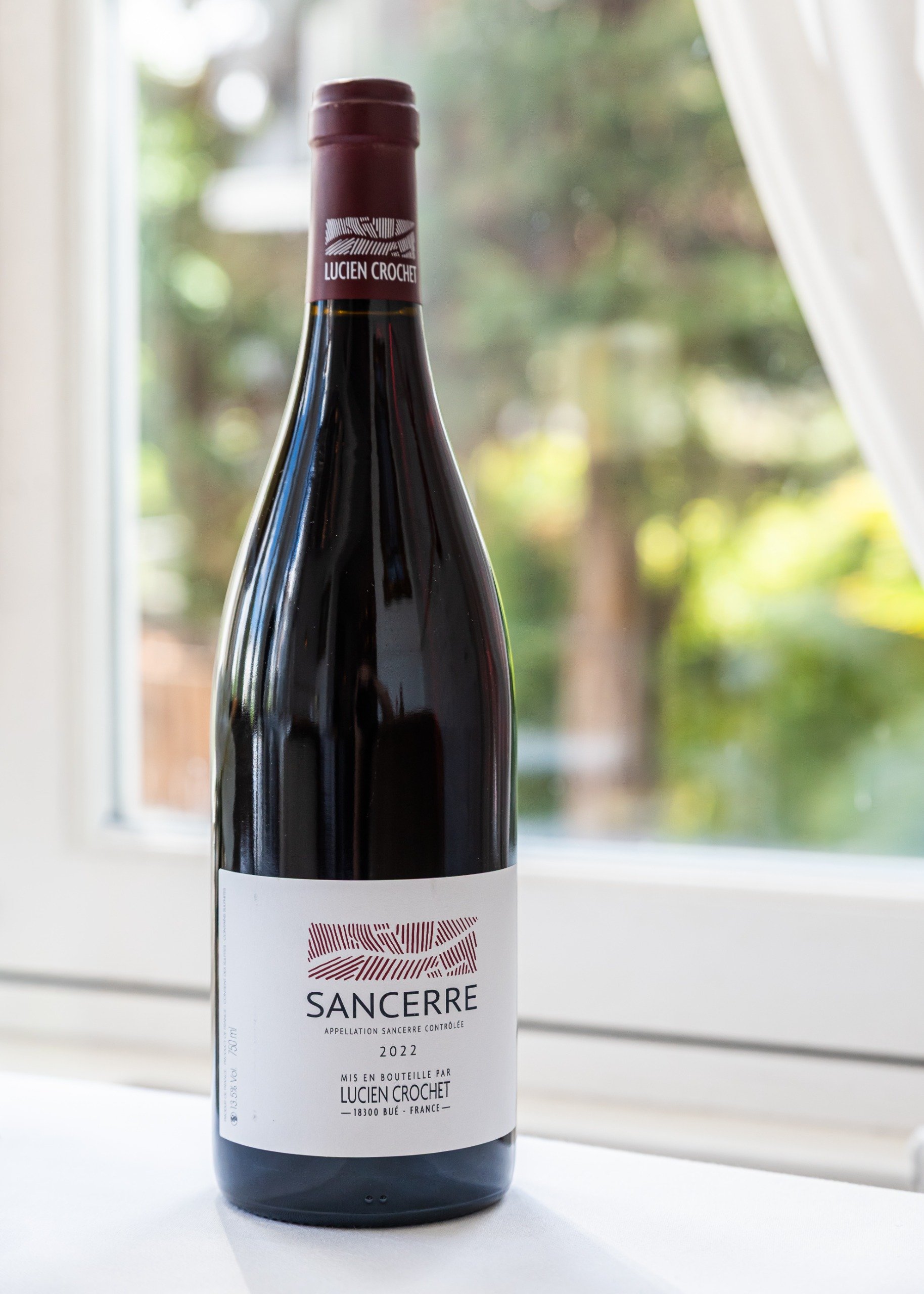 Sancerre 2022 red wine bottle